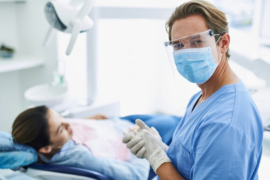 Top 5 Reasons People Urgently Book an Emergency Dentist in Leicester Top 5 Reasons People Urgently Book an Emergency Dentist in Leicester